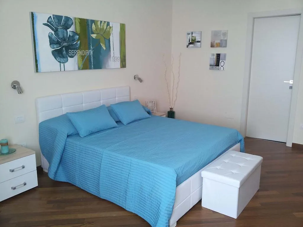 ***  Residenza Piazza Moro Bed & Breakfast Bari Italy